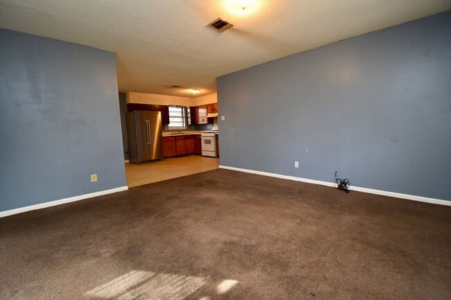 Photo - 3 Bed 1.5 Bath in Arcadia