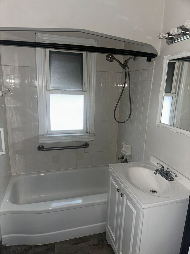 Photo - Beautiful spacious cape code move in ready!