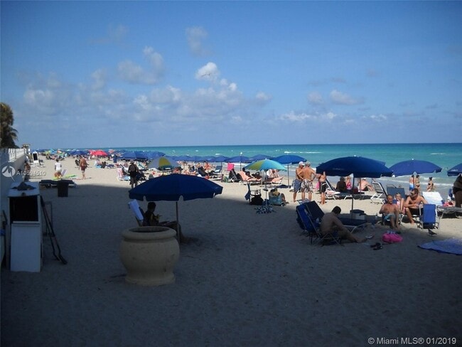 Photo - 3901 S Ocean Dr Unidad 14E