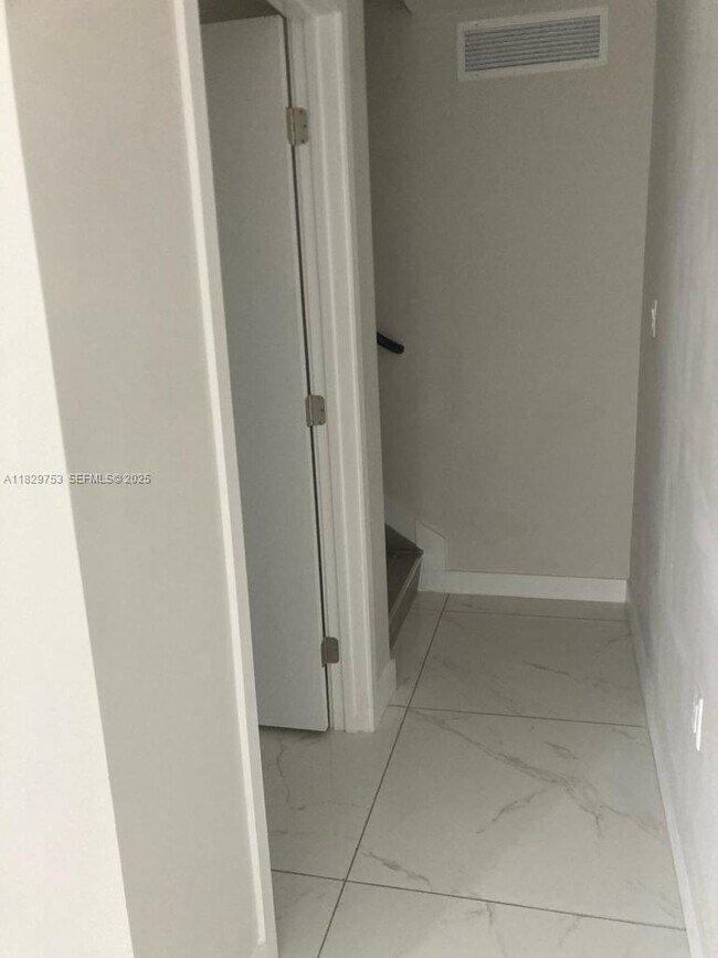 Photo - 25767 SW 144th Ave