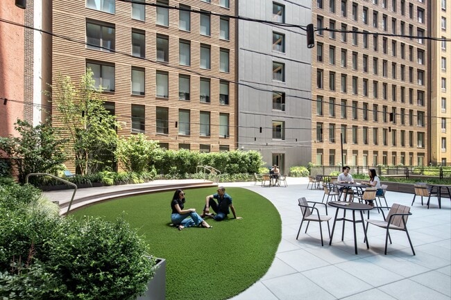 Photo - Ruby Apartments