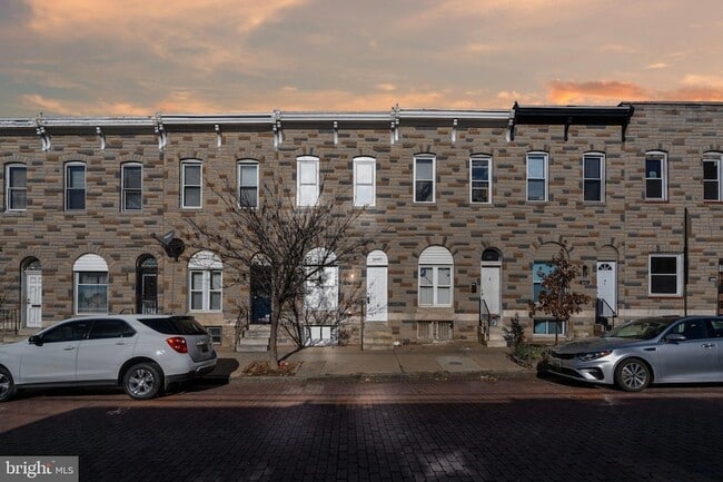 Building Photo - 2640 E Oliver St