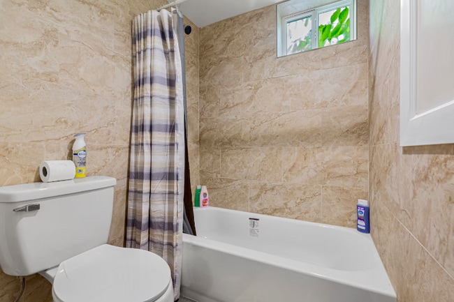 Photo - 8542 S 121st St