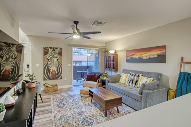 Photo - 1645 W Baseline Rd