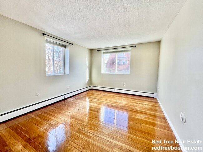 Photo - 354 Market St Unit 17