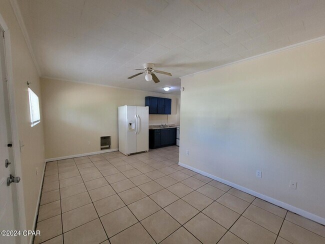 Photo - 2312 E 16th Ct