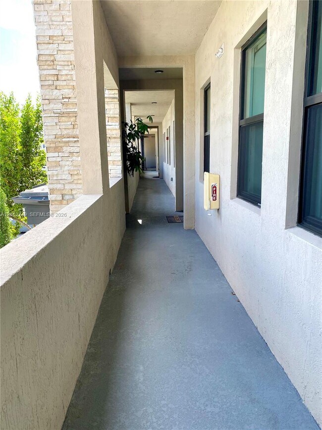 Photo - 7805 NW 104th Ave Unit 25