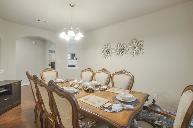 Photo - 111 Pheasant Run Dr