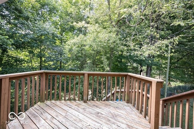 Photo - 395 E Main St