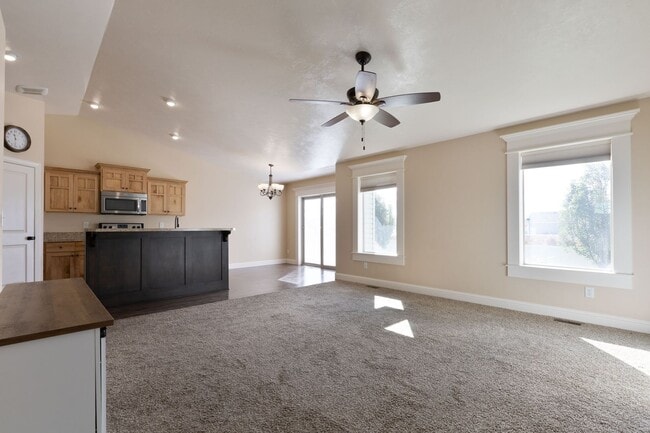Photo - 5 Bed 3 Bath Home in Idaho Falls