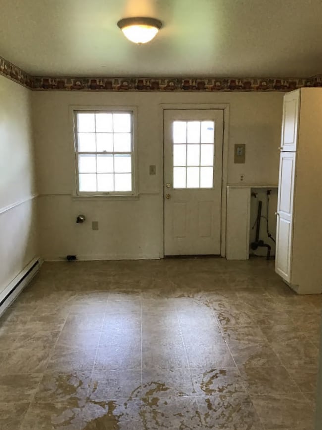 Photo - 3-Bedroom, 1-Bath Duplex on Mountain View Drive