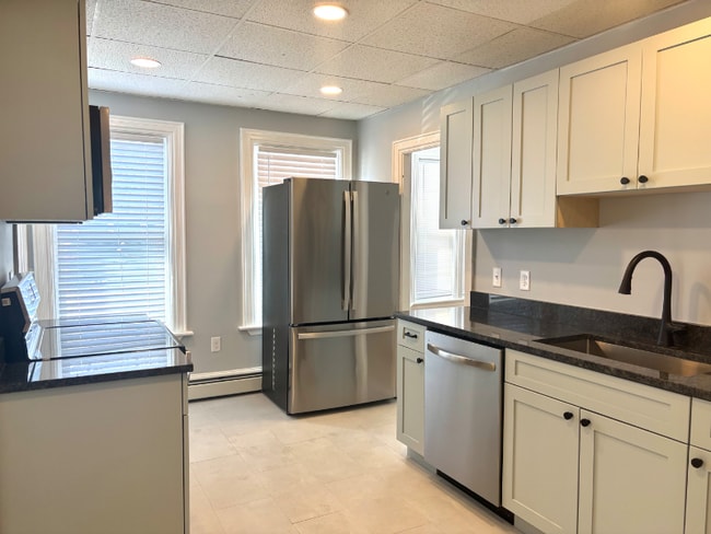 Photo - 132 Division St Unidad 1