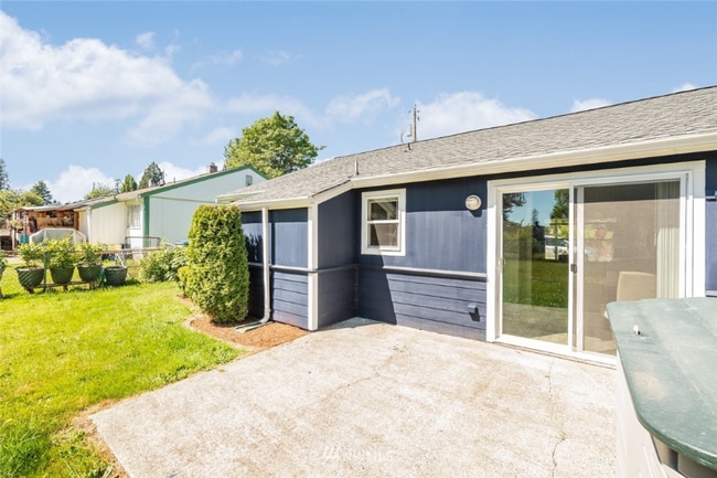 Photo - 1746 N Rainier Ave