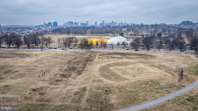 Photo - 263 S Ellwood Ave