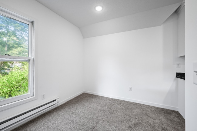 Photo - 3606 N Bryant Ave Unidad 2