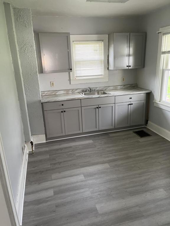 Photo - 32 N Jackson St