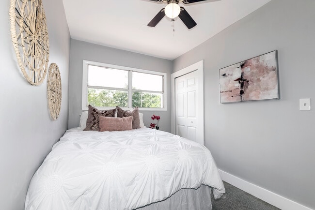 Photo - Wildwood Apartments