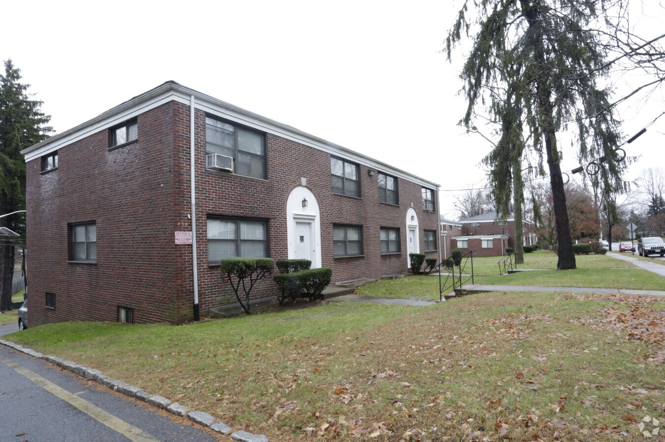 Photo - Seven Oaks Gardens Company Apts