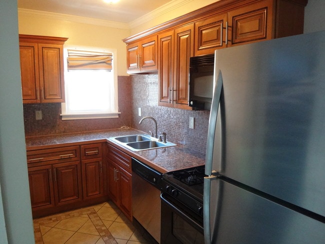 Photo - 204 Oakland Ave Unit 3