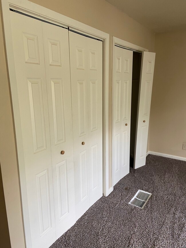 Photo - Acadian Oaks Apartments