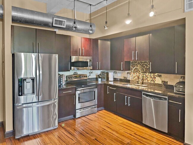 Photo - Modern Downtown Condo with Stunning City V... Unit 2207