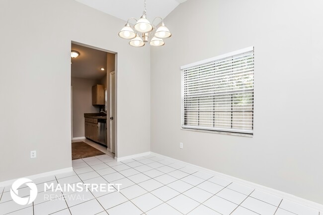 Photo - 231 Lago Vista St