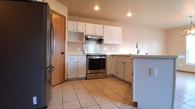 Photo - Rotherham: 151-153 East River Drive Duplex Unit 151 East River Drive