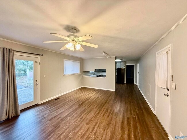 Photo - 804 Hodges St NW