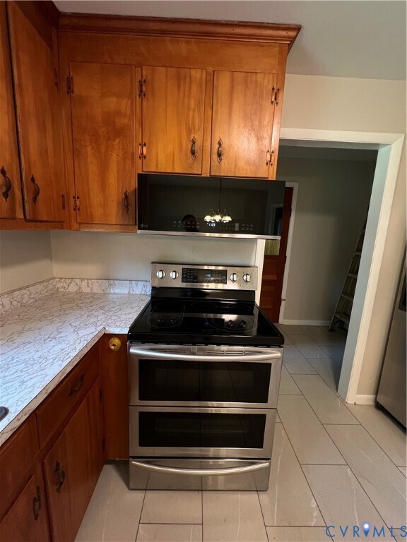 Photo - 8188 Meadowview Ln