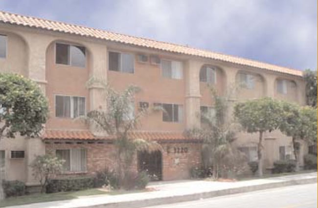 Photo - 3220 Altura Ave