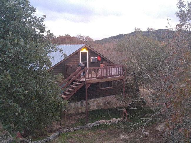 Building Photo - 2207 Peyton Colony Rd Rental