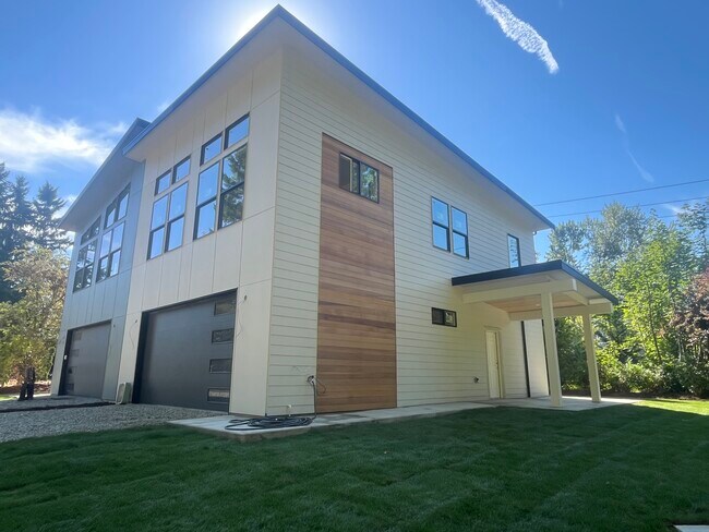 Building Photo - 21112 Locust Way Rental