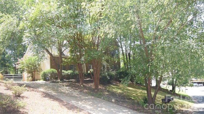 Photo - 3704 Wind Ridge Pl