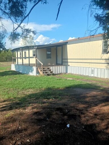 Photo - 527 Beaver Lake Rd House