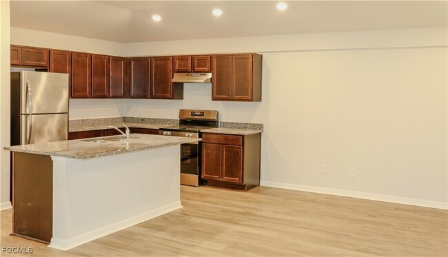 Photo - 311 Norwalk Ave