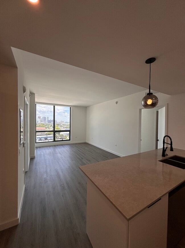 Photo - 25 NW 23rd St Unidad B1