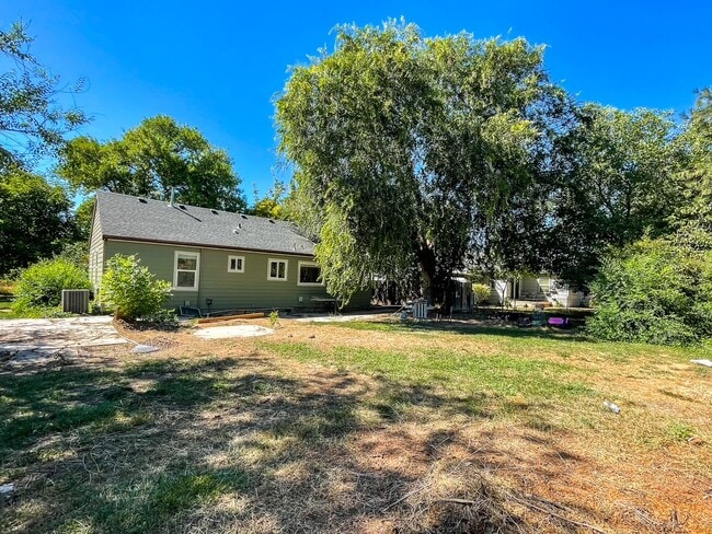 Photo - 2928 S Leadville Ave