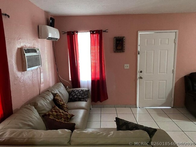 Photo - 12920 Westview Dr