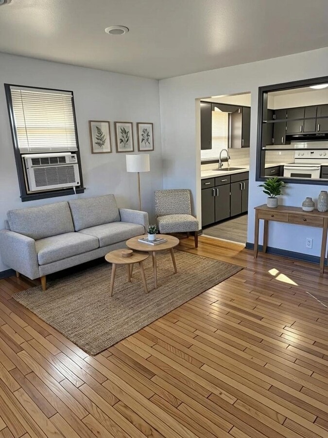Photo - 4005 Hartman Cir Unit 4