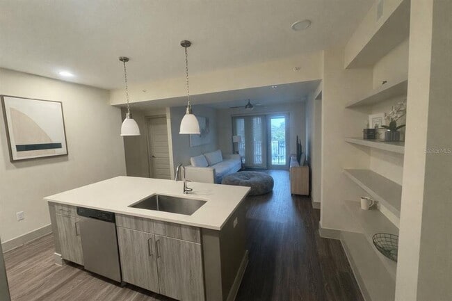 Photo - 310 N Orange Ave