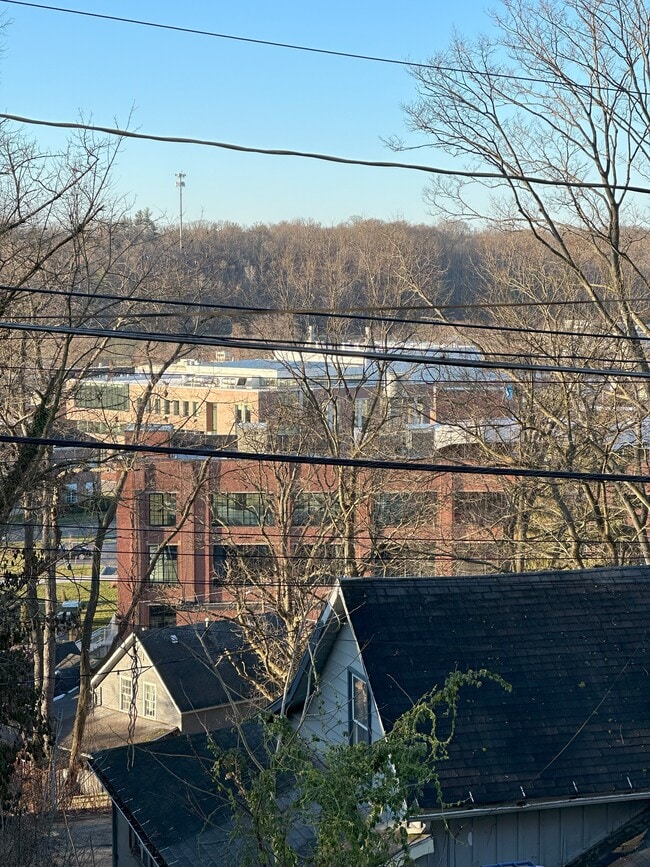 Photo - 132 W Washington St