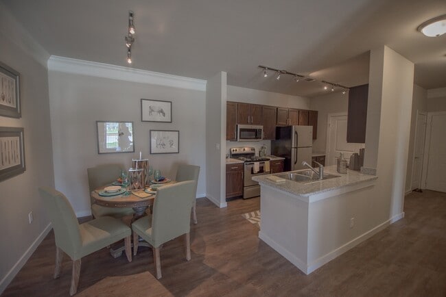 BuildingPhoto (5) - The Dakota