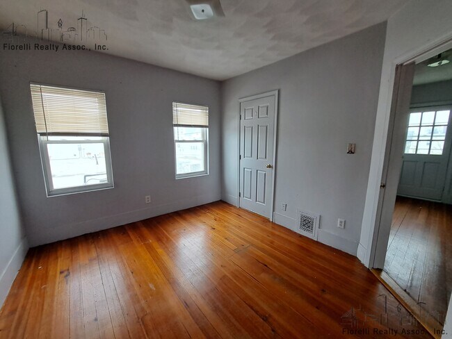 Photo - 50 Clark St Unit 3