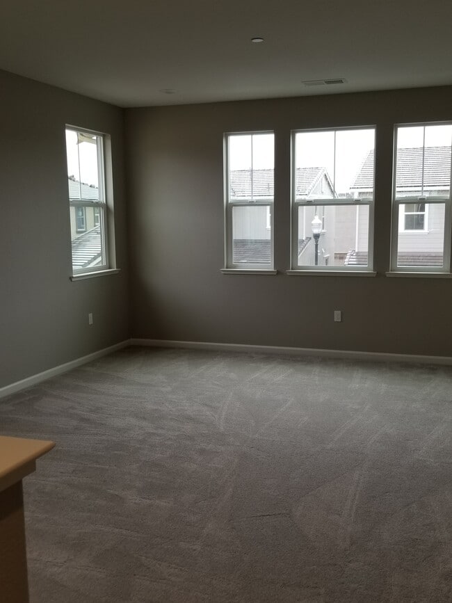 Photo - 51 Baird Cir