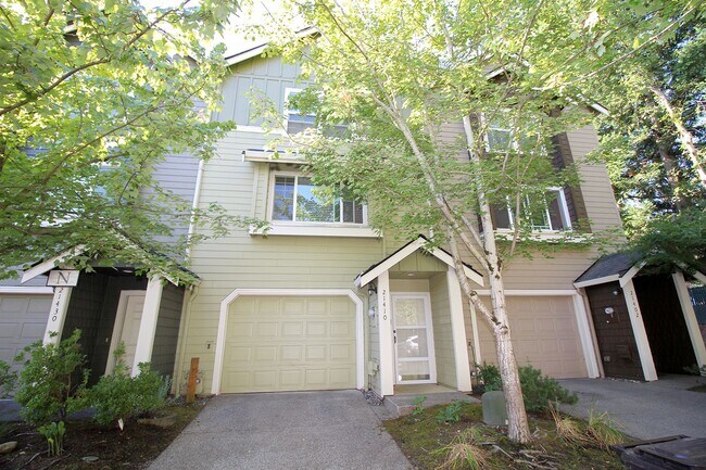 Building Photo - 21410 NE Rosewood Dr Rental