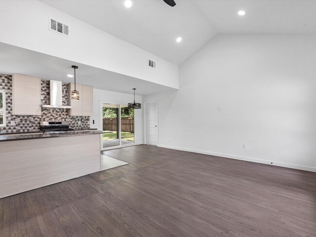 Photo - 1107 Stonecrest Dr