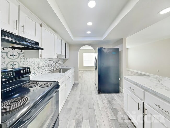 Photo - 10391 Lear St