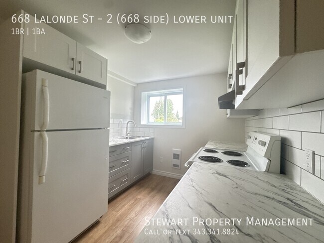 Photo - 668 Lalonde St Unit 2 (668 side) lower