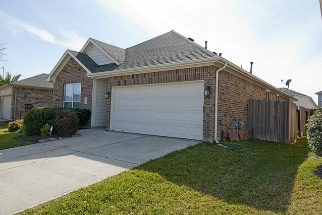Photo - 6450 Applewood Forest Dr