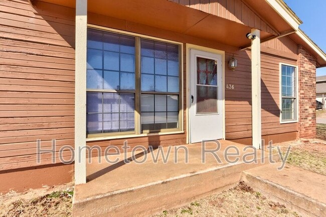 436 NE 115th St